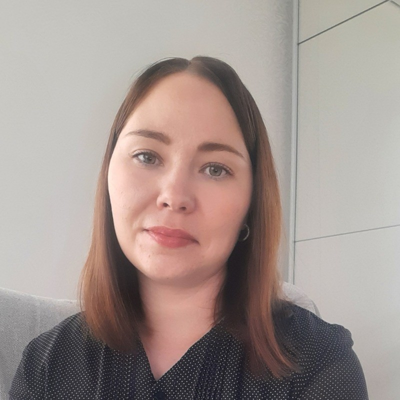 Елена Пешкова