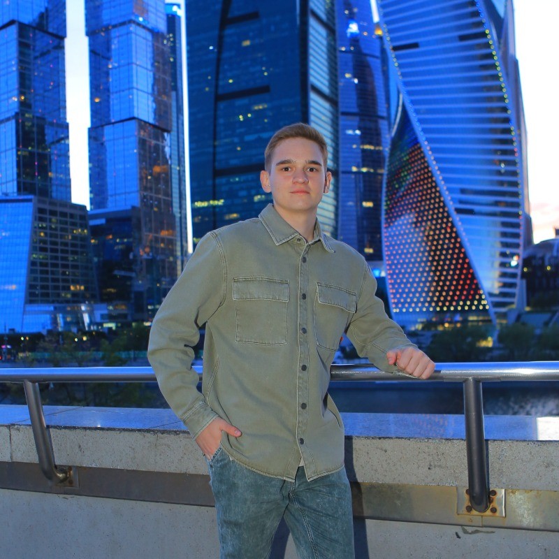 Игорь Павлюков