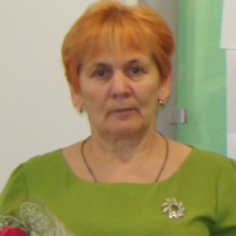 Нина Лаврова