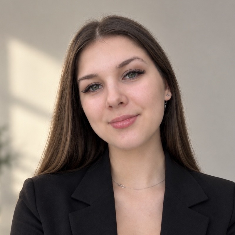 Анна Остапенко